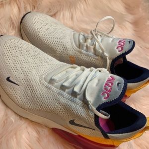 Nike women’s 270